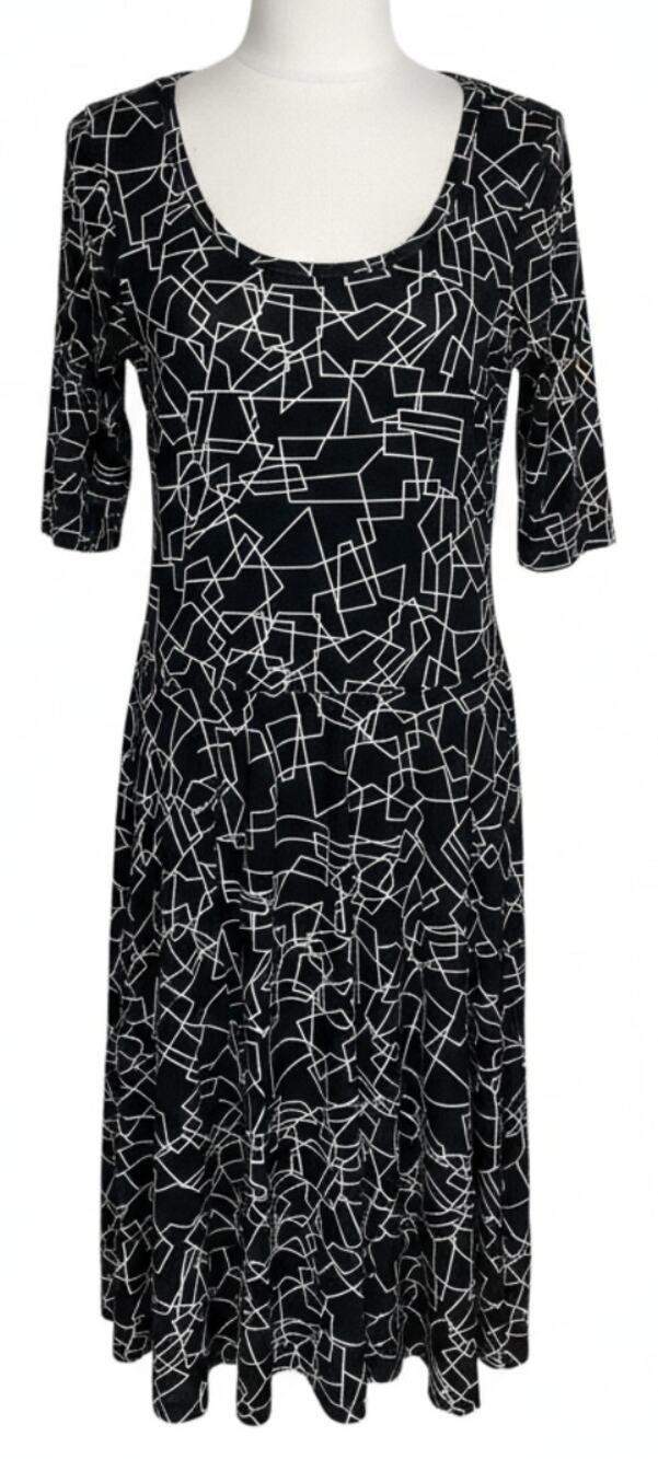 LuLaRoe Midi Dress S Black White Scoop Neck Whimsigoth 90s Mod Indie Sleek